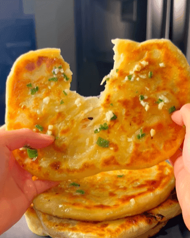Cheesy Garlic Naan recipe