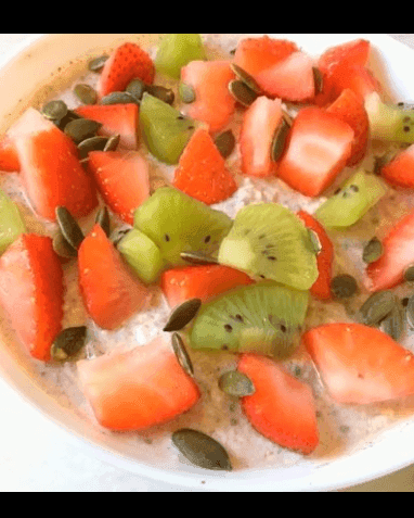 Strawberry & Kiwi Overnight Oats recipe