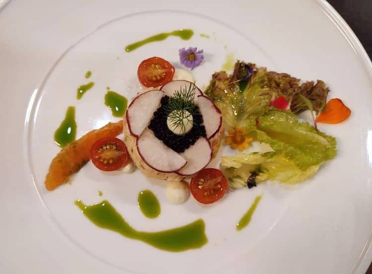 Mixed Lettuce Salad with Citrus Dressing recipe