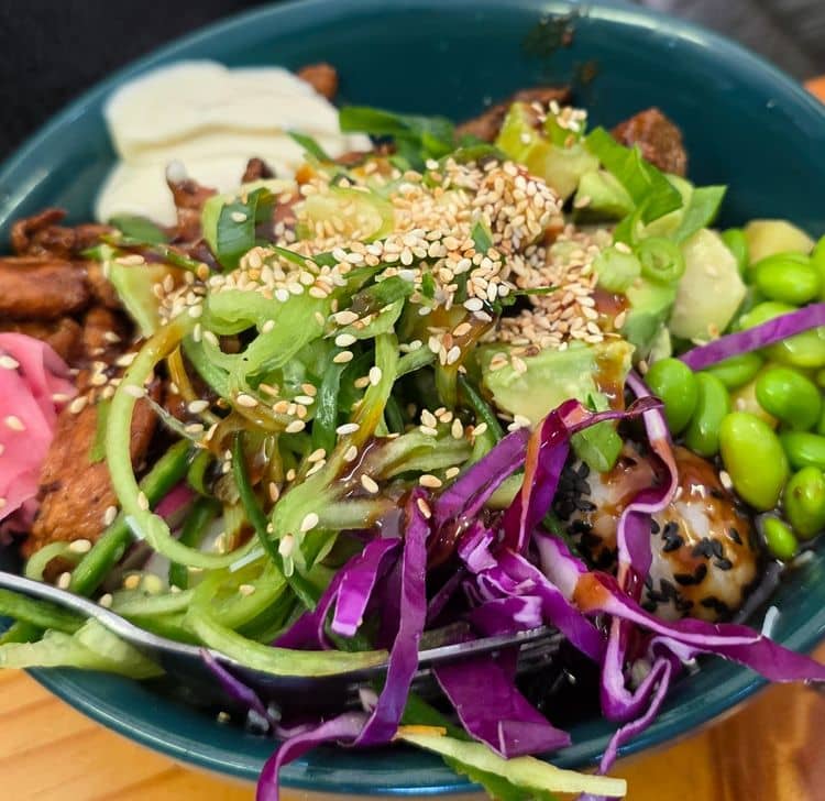Sticky Chicken Poké Bowl recipe