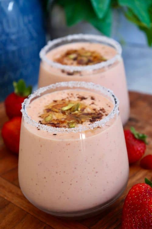 Strawberry Mango Smoothie  recipe