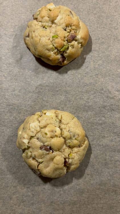 Chocolate Chip Cookies with Pistachio Cream Inside  recipe