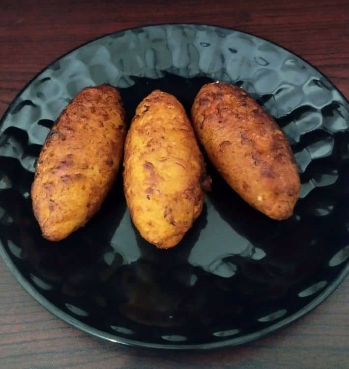 Unnakaya / Stuffed Banana recipe
