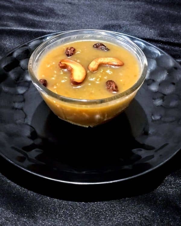 Banana Payasam / Pazham Pradhaman recipe