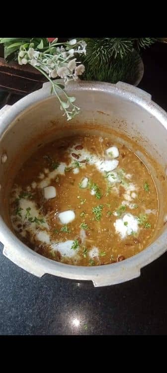 One Pot Sprouts Makhani  recipe
