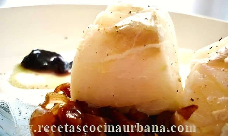 Fish Medallions with Caramelized Onions recipe