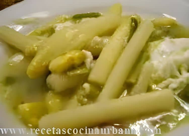 Poached Eggs with Vegetables recipe