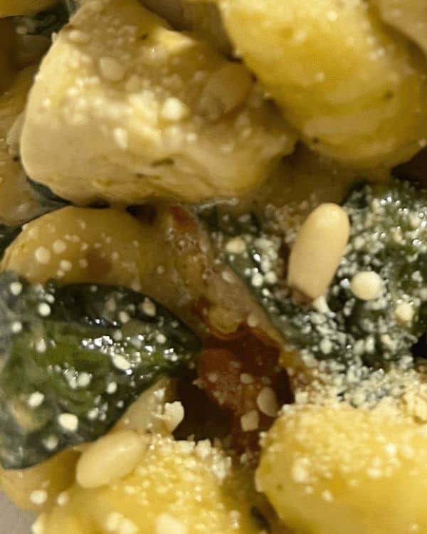 Creamy Chicken Pesto recipe