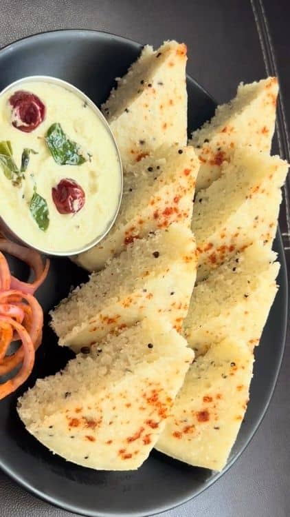 Instant Rice Snack (Kachhe Chawal Ka Nashta) recipe