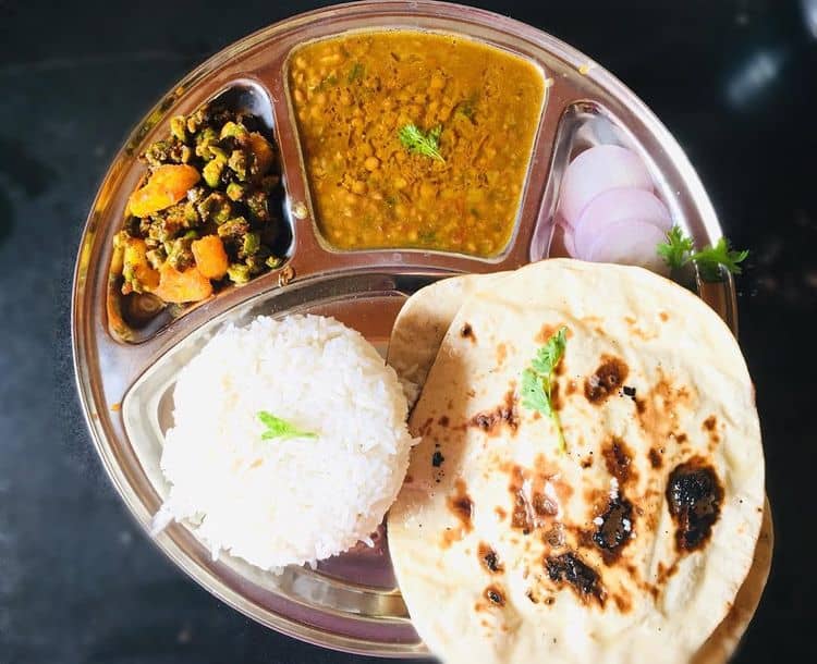Msoor Ki Dal with Aloo Beans Ki Sabji, Rice, and Naan Roti recipe