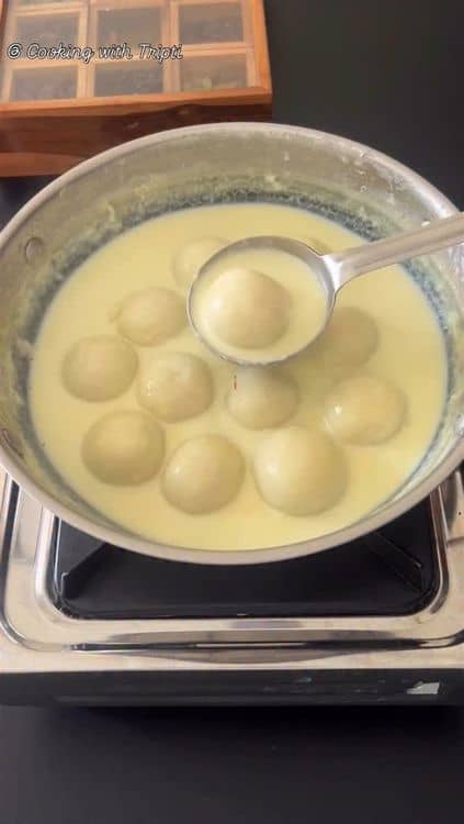 Bihar ka Special Dudh Pitha / Mawa Pitha recipe