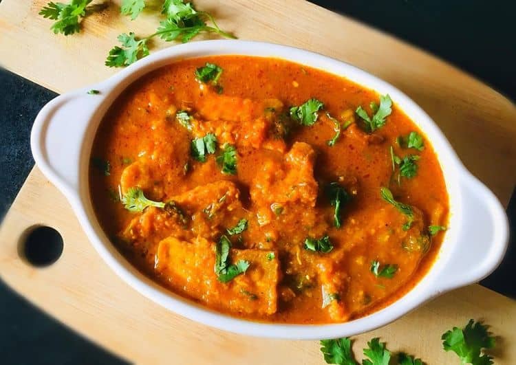 Kachche Ke Kele Ki Sabji recipe