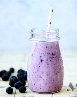 5 Minutes Healthy Breakfast Recipe - Greek Yogurt Power Bowl recipe