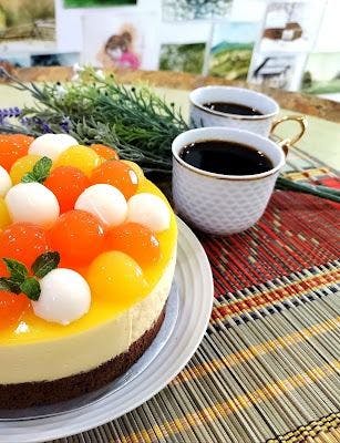 Mango Mousse cake with Jelly fruit balls recipe