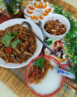 Stir-Fried Pickled Mustard Greens with Pork Belly recipe