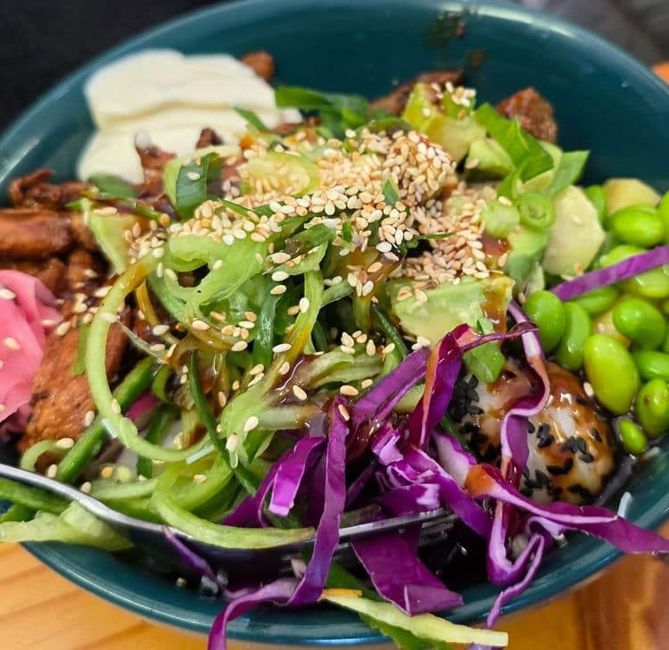 Sticky Chicken Poké Bowl recipe