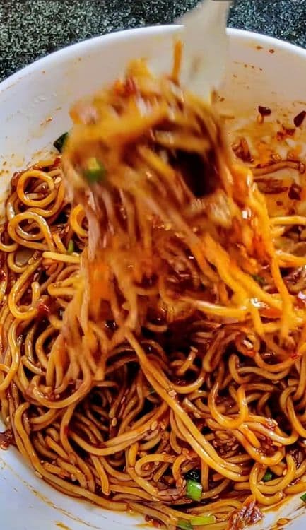 Chili Oil Noodles (You Po Mian) recipe
