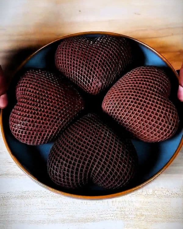 Dubai Chocolate Bar (Pistachio Kunafa Chocolate Bar) recipe