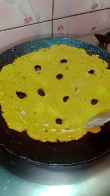 Paneer Thalipeeth recipe