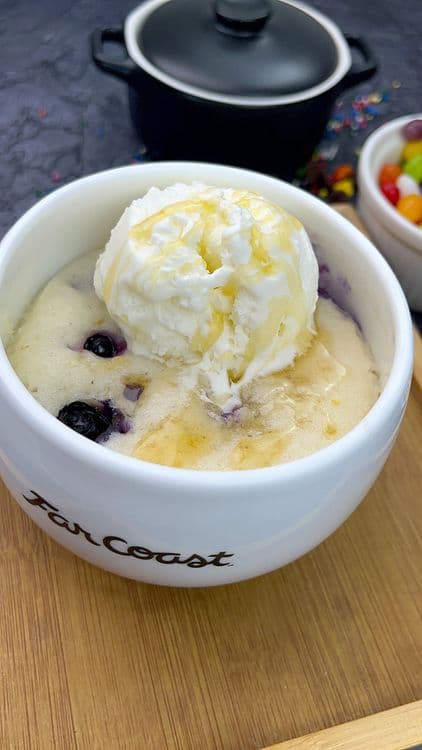 Best Eggless Blueberry Mug Cake Recipe (1-Minute Microwave) recipe