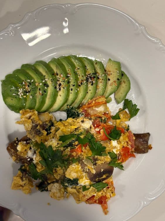 Turmeric Veggie Omelette with Lemon Avocado  recipe