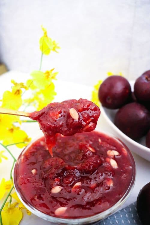 Fresh Plum Chutney (Aloo Bukhara Chutney)- Sweet. Tangy. Addictive! recipe