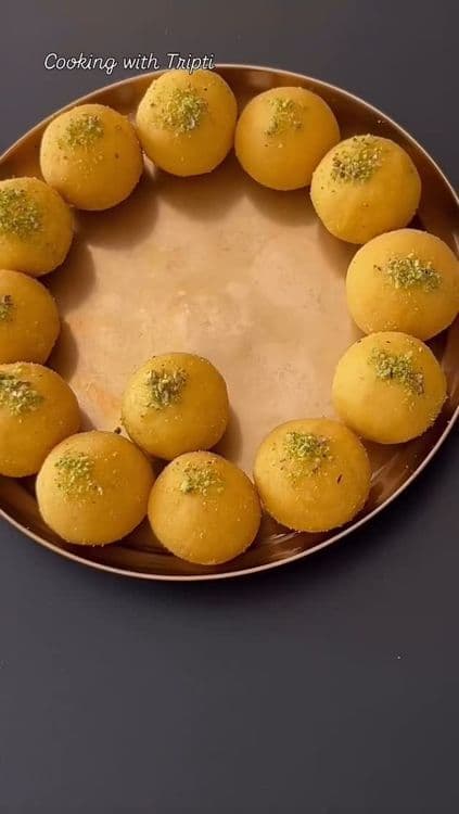 Suji Besan Laddu Recipe recipe