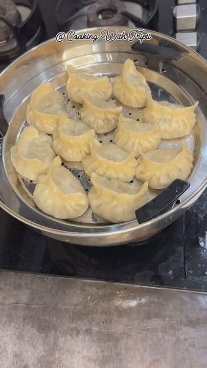 Momos Recipe With Chutney recipe