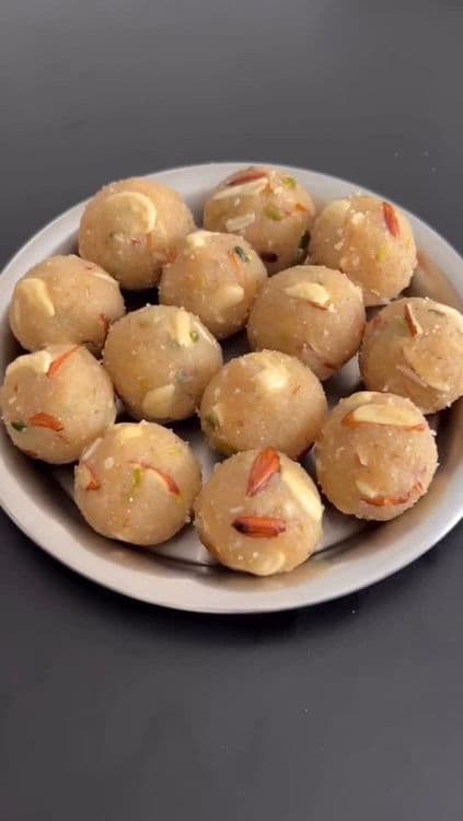 Suji Ke Laddu recipe