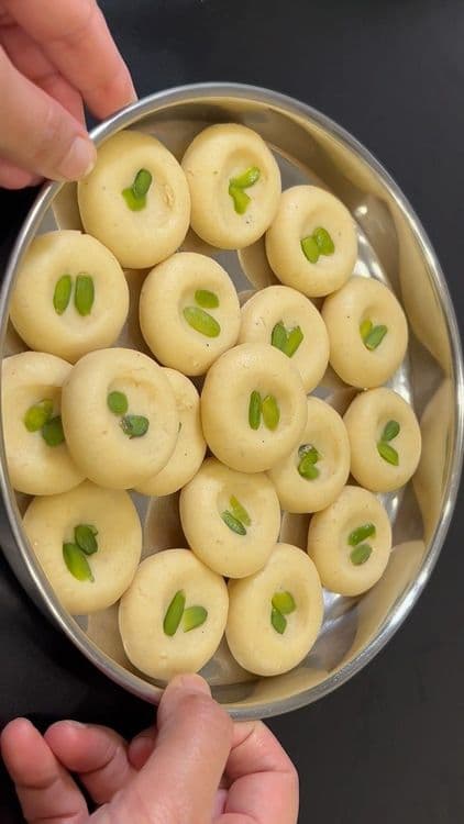 Milk Peda (Fireless Sweet Recipe) recipe