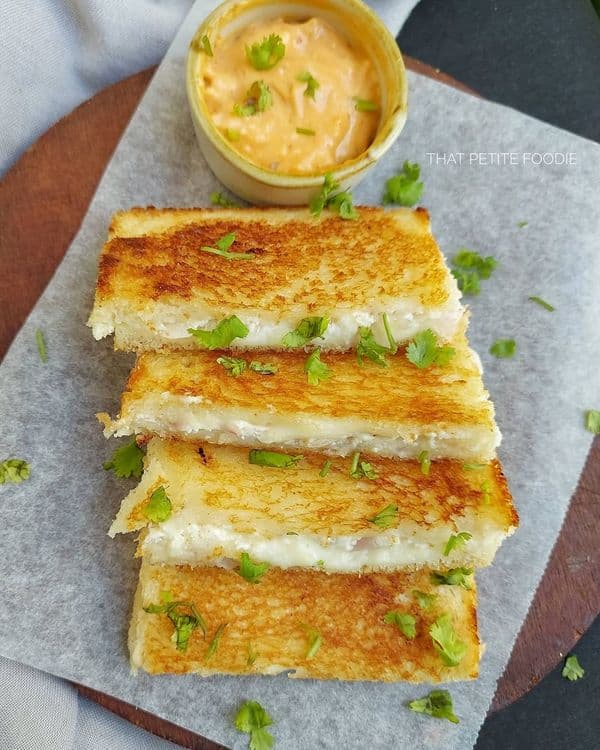 Dahi Sandwiches recipe