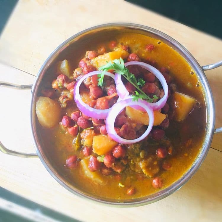 Kale Chane Ki Sabji recipe