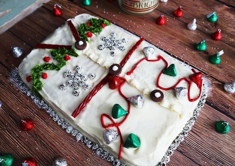 Ugly Christmas Sweater Cake recipe