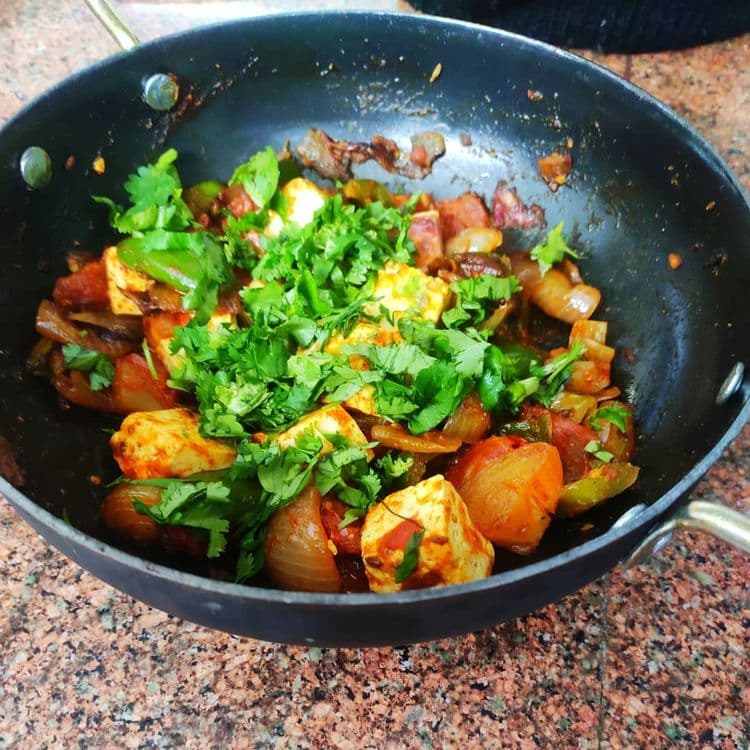 Instant Capsicum Paneer Do Pyaaza recipe