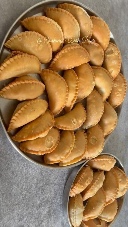 Suji Mawa Gujiya recipe