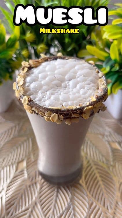 Muesli Milkshake recipe