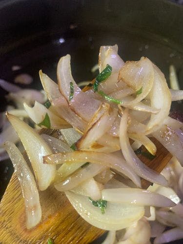 Creamy-Mushroom-Curry-Translucent-Light-Brown-Onions.jpg