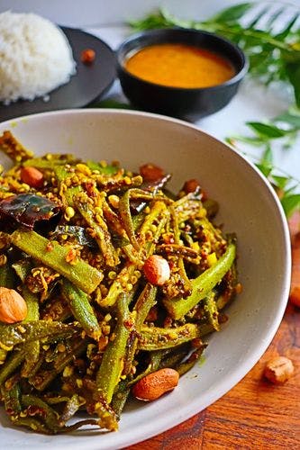 Stir-fry Peanut Okra (Moongfali Bhindi ki Sabzi) recipe