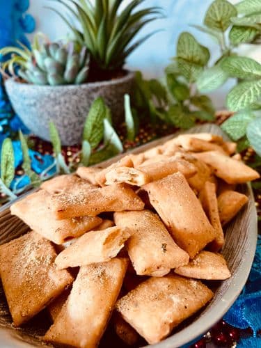 Spiced Suji Bites (Suji ke NamakPare)  recipe