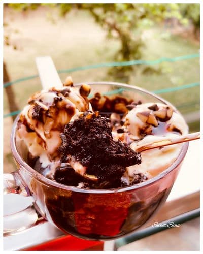 BROWNIE MUG  CAKE 