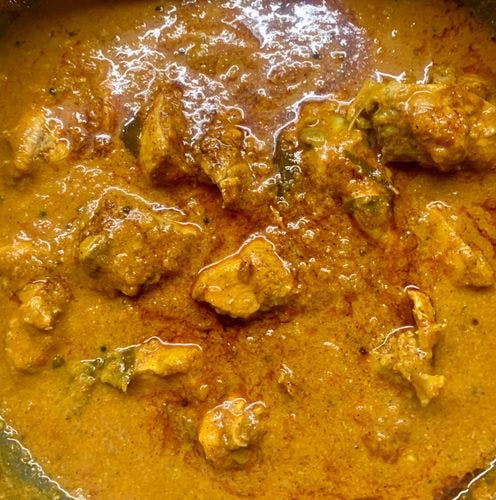 Spicy-Chicken-Chettinad-Tempered-Kashmiri-Red-Chillies-Added-To-Cooked-Chicken.jpg