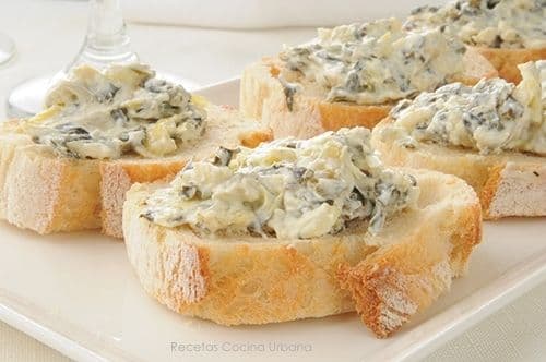 Roquefort Cheese Dip recipe