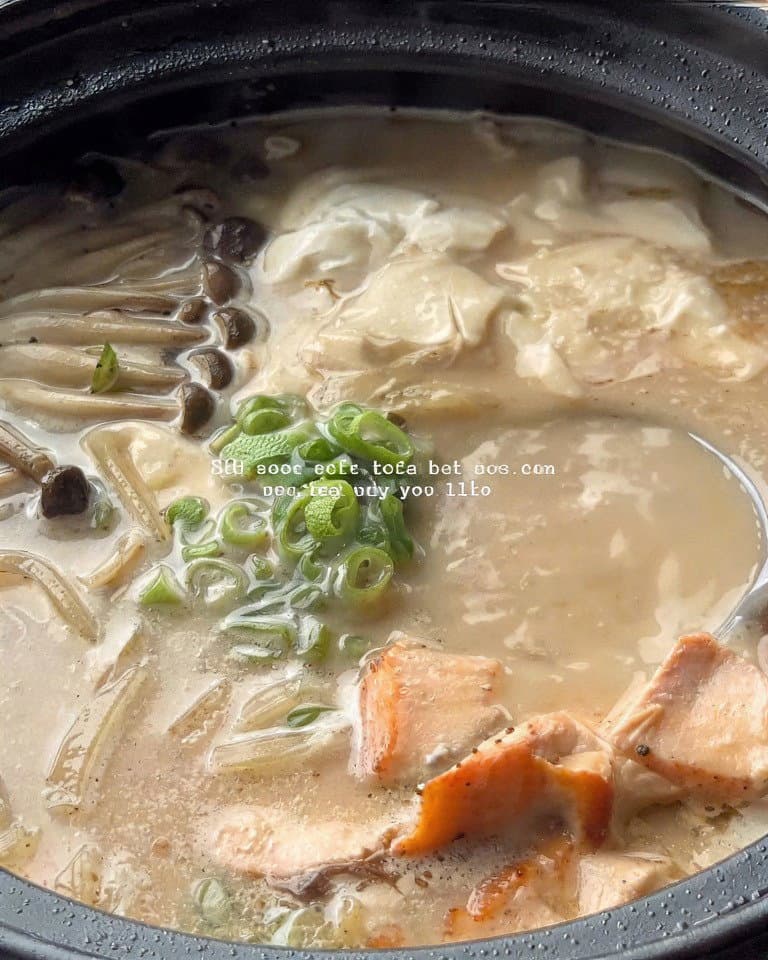 Soy Milk Miso Salmon Udon recipe