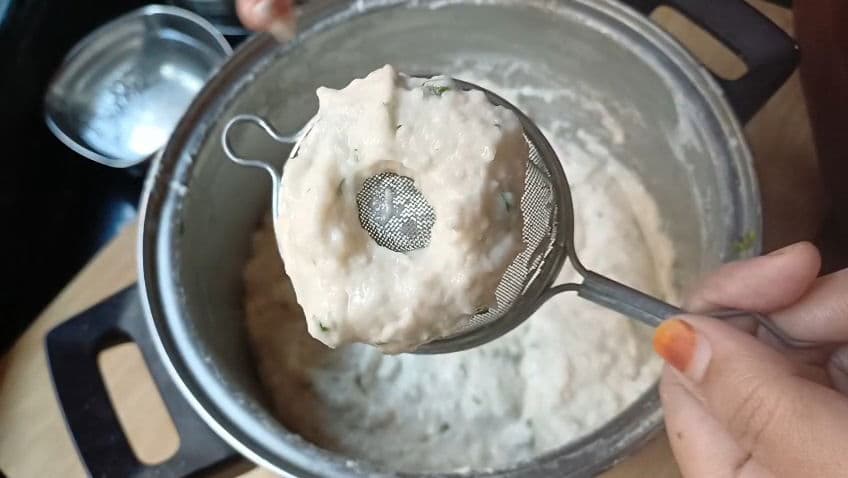 Tips for Shaping Perfect Medu Vada for Beginners  recipe