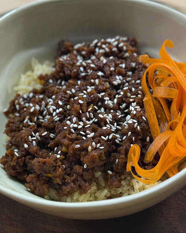 Gochujang Ground Beef Bowls recipe