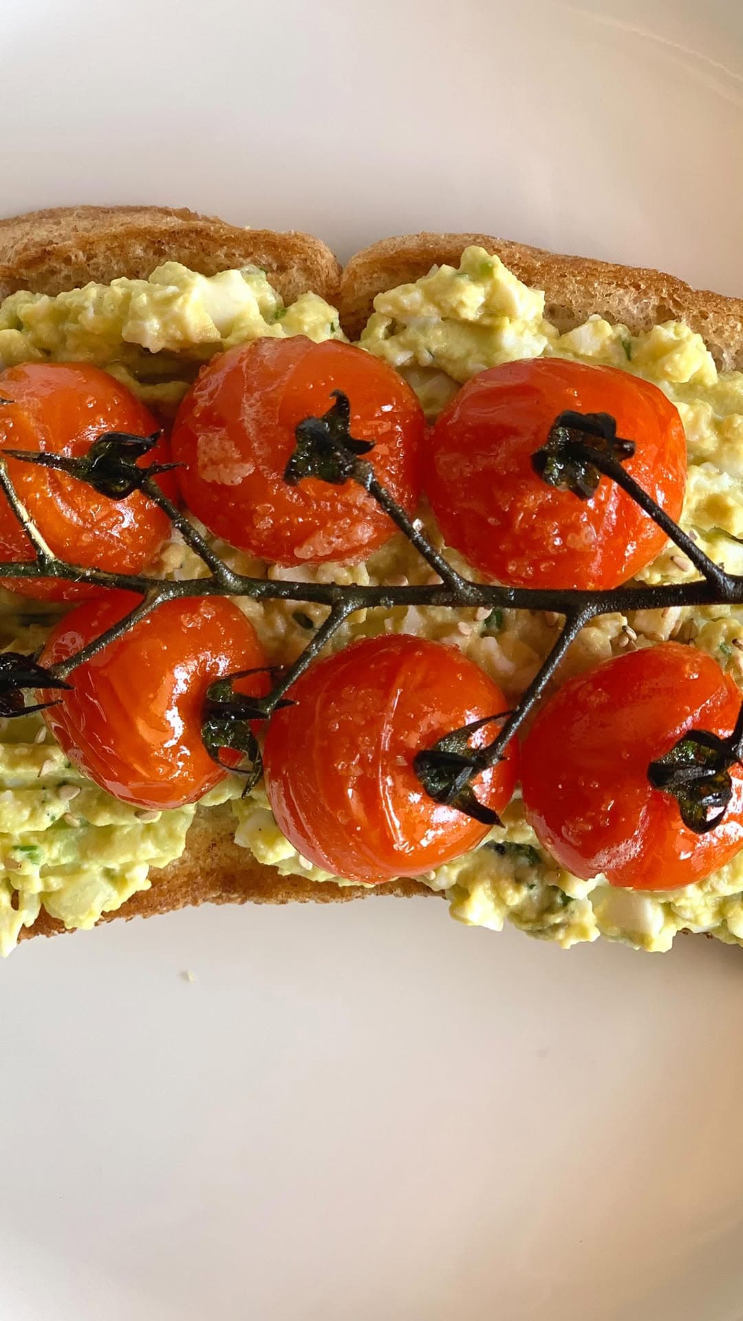 Avocado Ricotta Toast with Roasted Cherry Tomatoes recipe