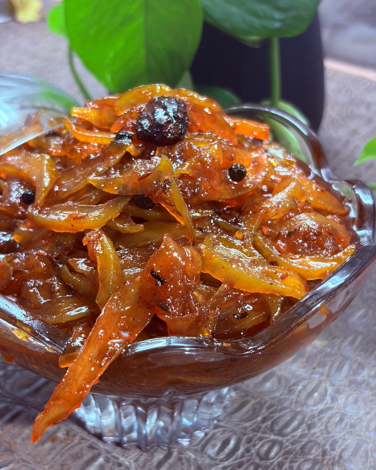 Green Mango Chutney (Aam ki Khatti Meethi Chutney) recipe