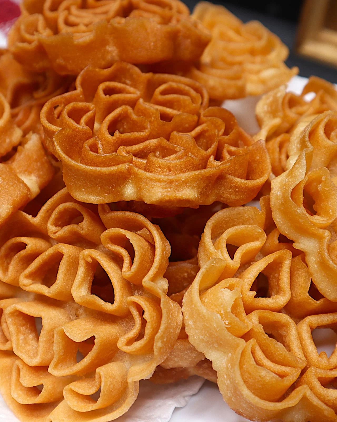Crispy Jaggery Rose Cookies (Bellam Gulabi Puvvulu) recipe