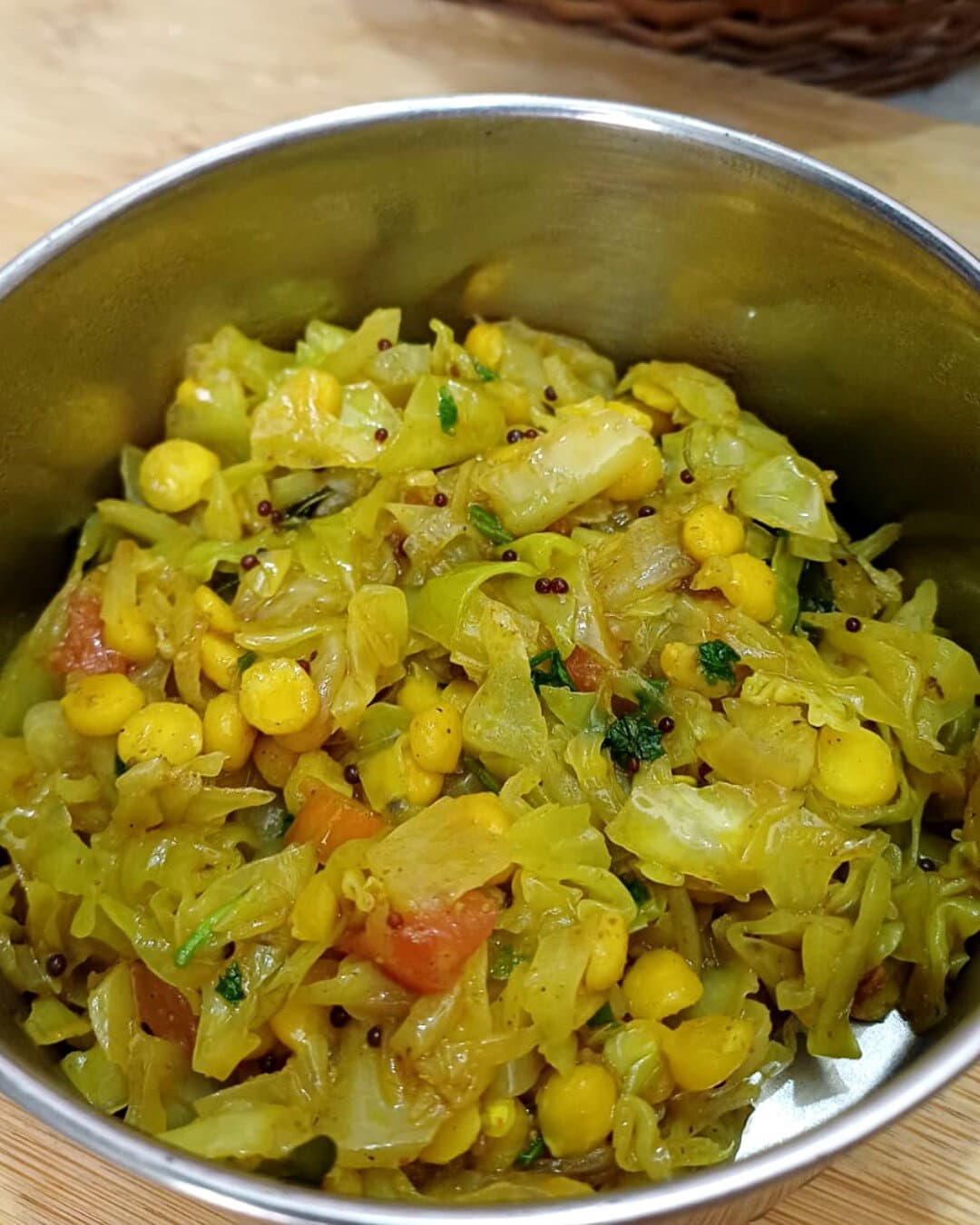Dal Patta Gobi - Easy Lunchbox Recipe recipe