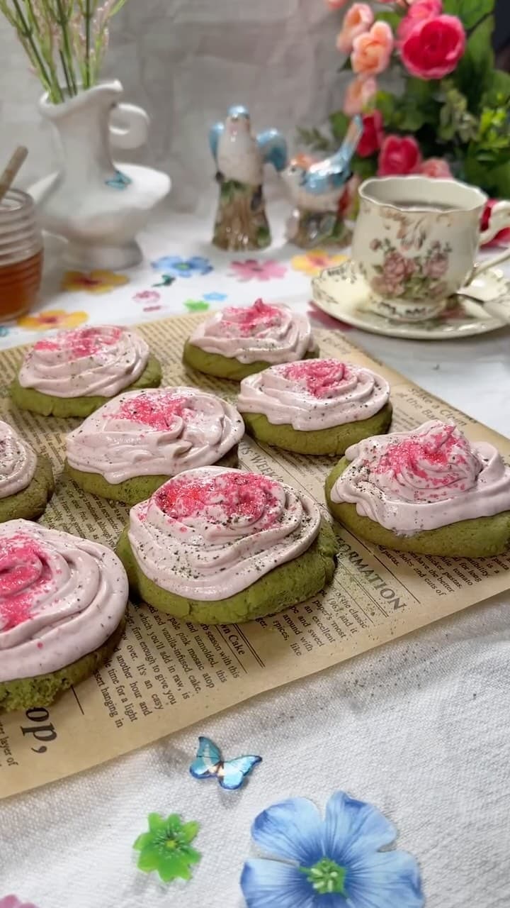 Matcha Cookies with Strawberry Cream recipe